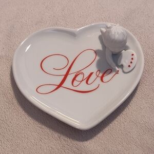 Avon Classic White Dish with Red Script